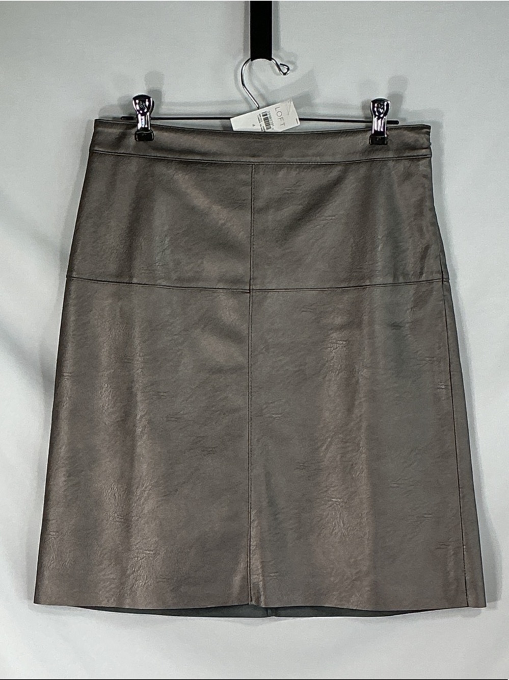 LOFT Metallic Grey Taupe Faux Leather Pencil Skirt Sewn In Slip Size 4 NWT